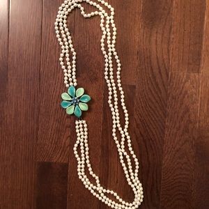 Stella and dot three strand pearl necklace